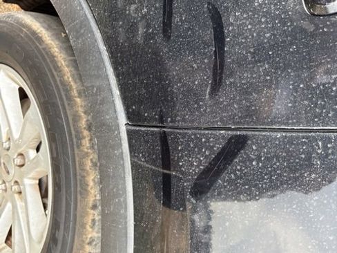 Used 2016 Ford Explorer XLT w/ Equipment Group 202A image 7