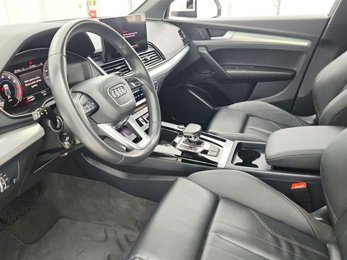 Used 2025 Audi Q5 2.0T Premium image 25