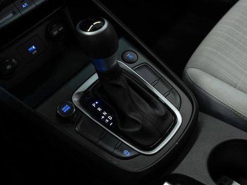 Used 2023 Hyundai Kona SEL image 15