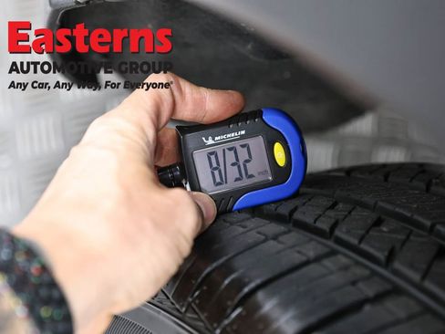 Used 2023 Ford Explorer XLT w/ Equipment Group 202A image 29