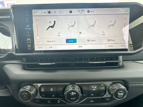 New 2026 Jeep Gladiator Rubicon w/ Steel Power Dome Hood Package AWD/4WD image 20