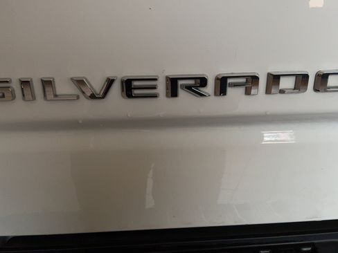Used 2021 Chevrolet Silverado 1500 LT Trail Boss w/ Convenience Package II AWD/4WD image 48