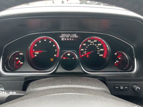 Used 2017 GMC Acadia Limited SLT image 18