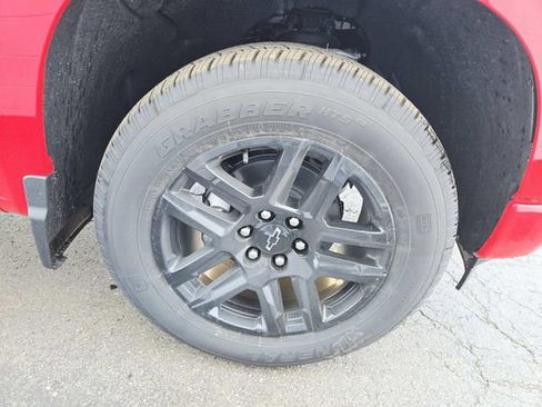 New 2026 Chevrolet Silverado 1500 Custom w/ LPO, Dark Essentials Package image 14