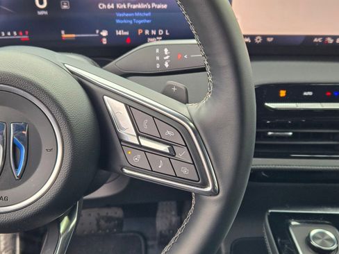 Certified 2025 Buick Enclave Preferred image 31