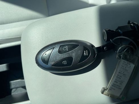 Used 2025 Hyundai Kona SEL image 24