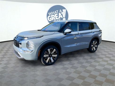 New 2026 Mitsubishi Outlander SEL FWD image 37