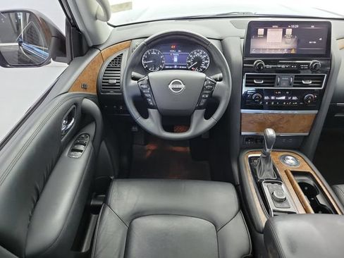 Used 2023 Nissan Armada SL w/ Captain's Chairs Package RWD image 17