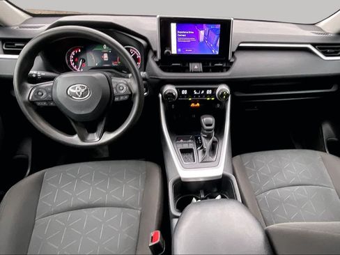 Used 2024 Toyota RAV4 XLE FWD image 15