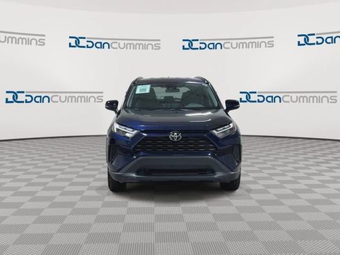 Used 2025 Toyota RAV4 XLE AWD/4WD image 3