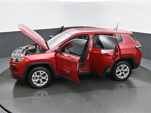 New 2025 Jeep Compass Sport image 63