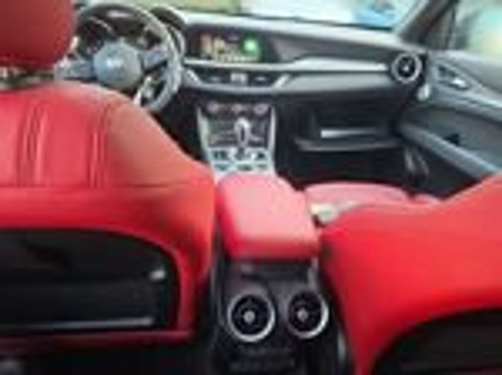 Used 2023 Alfa Romeo Stelvio Veloce AWD/4WD image 13