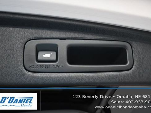 Used 2025 Honda CR-V Sport Touring image 40