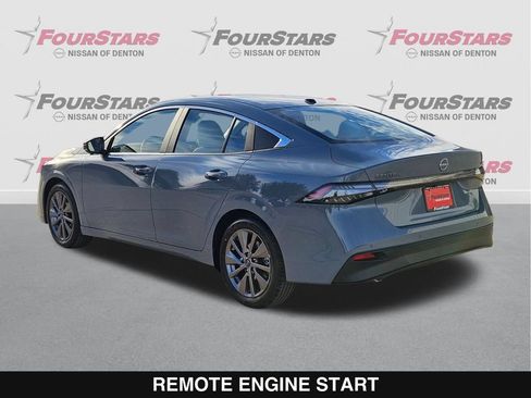 New 2026 Nissan Sentra SL w/ Floor Mat Package FWD image 7