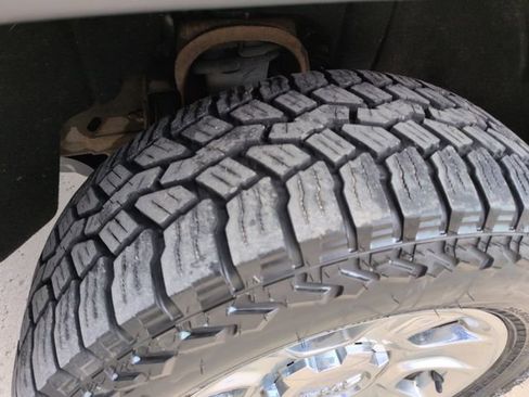 Used 2014 GMC Sierra 1500 SLE w/ All-Terrain Package image 27