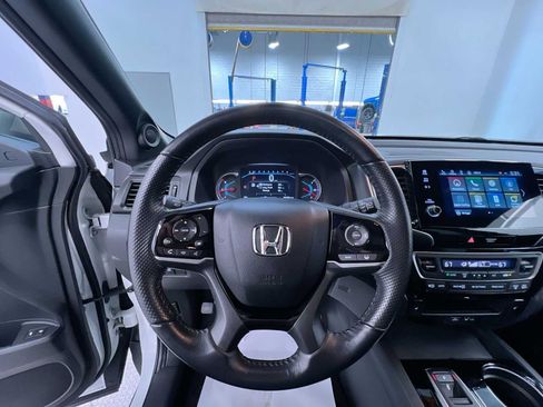 Used 2020 Honda Passport Touring image 15