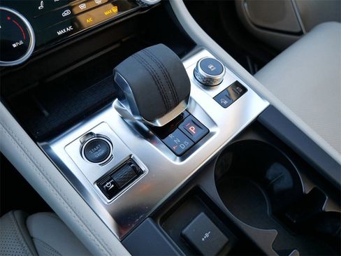 Used 2022 Jaguar F-PACE S image 22