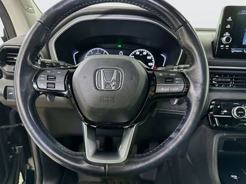Certified 2023 Honda Pilot Touring image 18