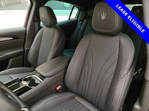 Used 2025 Maserati Grecale Modena image 34