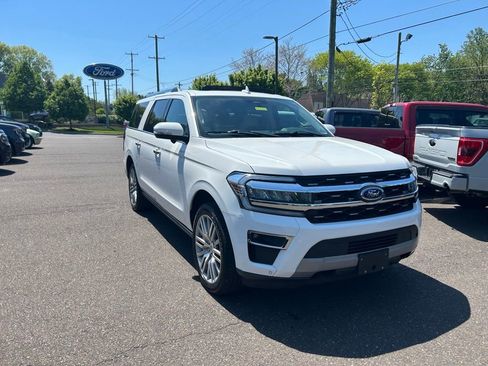 Certified 2022 Ford Expedition Max Limited AWD/4WD image 3