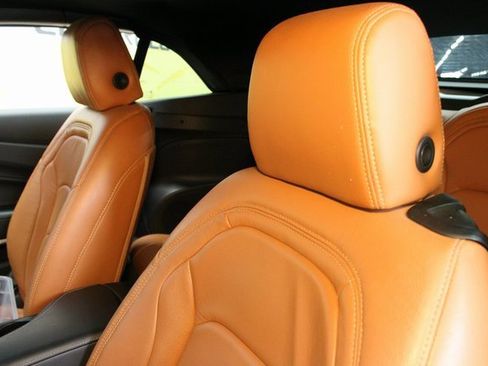 Used 2018 Chevrolet Camaro LT image 14