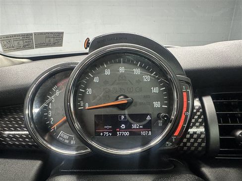 Used 2018 MINI Cooper S FWD image 25