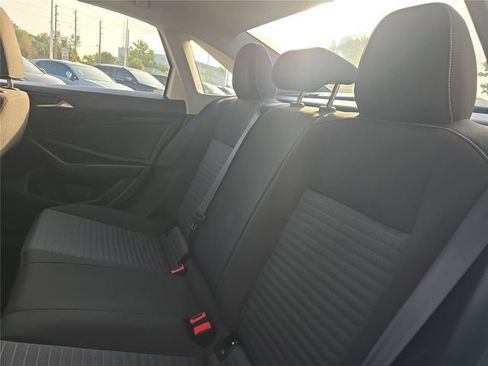 Used 2025 Volkswagen Jetta S FWD image 9