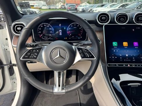 Used 2026 Mercedes-Benz GLC 300 4MATIC image 15