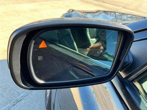 Used 2018 Chrysler 300 S w/ 300S Premium Group image 13