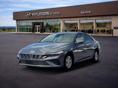New 2026 Hyundai Elantra SE