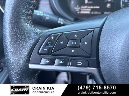 Used 2022 Nissan Kicks SR w/ Premium Package FWD image 25