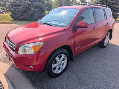 Used 2006 Toyota RAV4 Limited AWD/4WD image 5