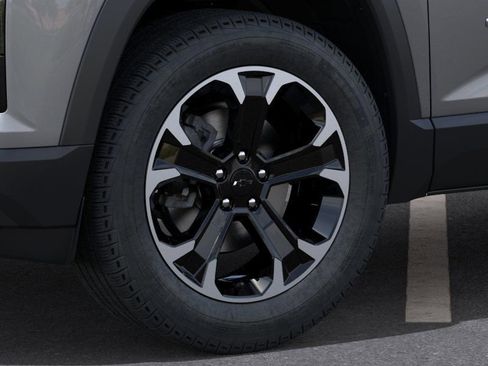New 2026 Chevrolet Equinox LT w/ Safety and Technology Package AWD/4WD image 9