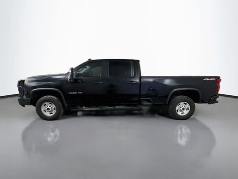 Used 2022 Chevrolet Silverado 2500 Custom w/ Custom Value Package AWD/4WD image 4