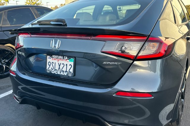 Used 2025 Honda Civic Sport image 6