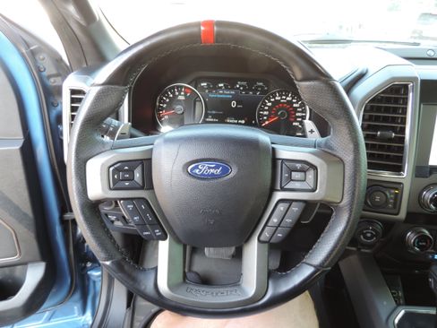 Used 2019 Ford F150 Raptor w/ Equipment Group 802A Luxury image 8