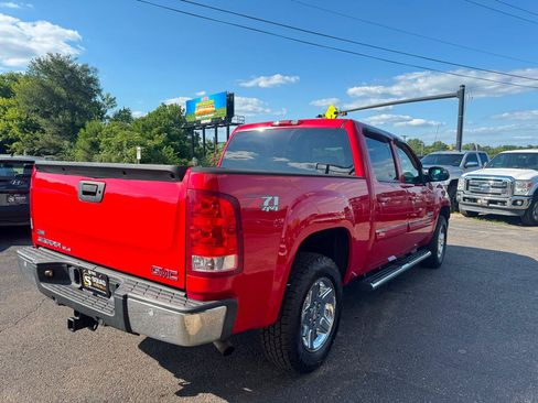 Used 2011 GMC Sierra 1500 SLE w/ All-Terrain Package AWD/4WD image 5