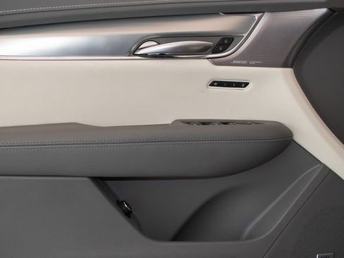 Certified 2023 Cadillac XT5 Premium Luxury w/ LPO, Floor Liner Package AWD/4WD image 22