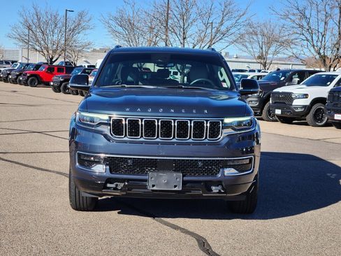 Used 2023 Jeep Wagoneer 4WD w/ Rear Seat Video Group 1 image 6