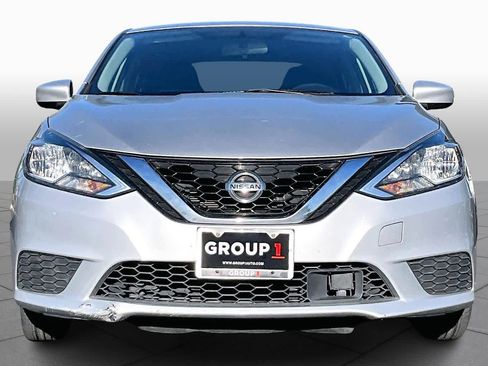 Used 2018 Nissan Sentra S image 4