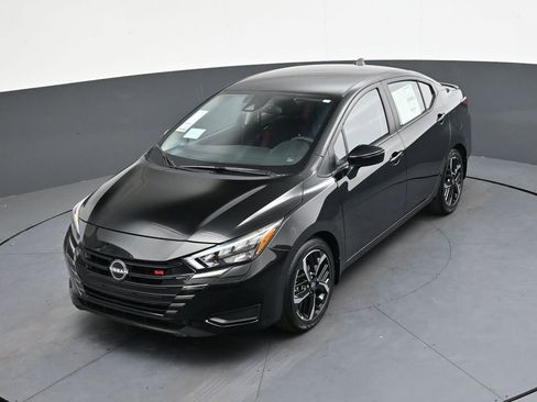 New 2025 Nissan Versa SR w/ Trunk Package image 26