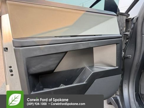Used 2024 Tesla Cybertruck Cyberbeast AWD/4WD image 21
