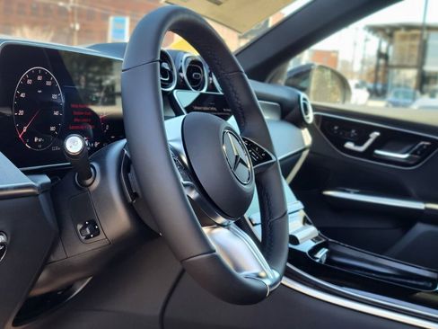 New 2026 Mercedes-Benz GLC 300 4MATIC image 17