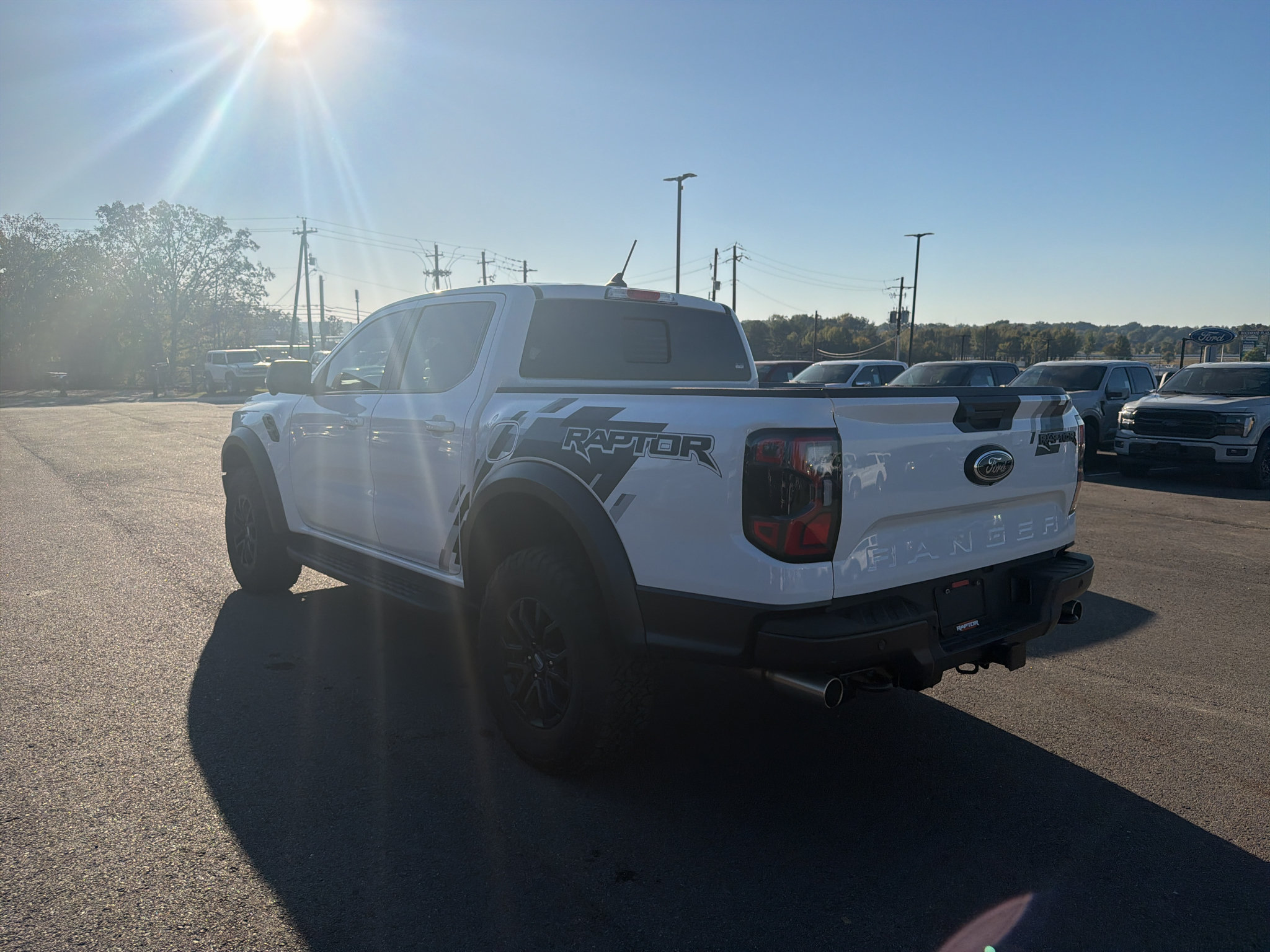 Used 2025 Ford Ranger Raptor AWD/4WD image 3