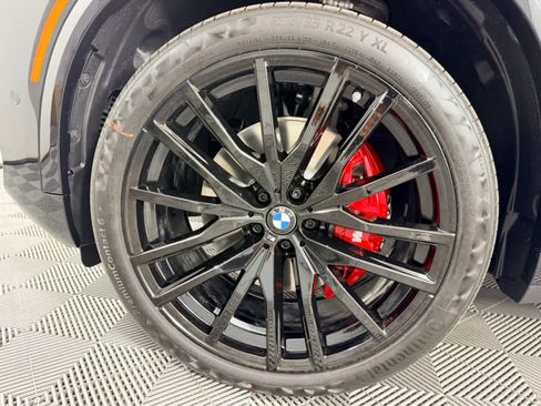 New 2026 BMW X5 xDrive40i w/ M Sport Package AWD/4WD image 9