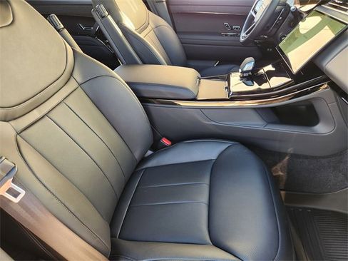New 2026 Land Rover Range Rover Sport Dynamic SE image 10