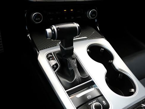 Used 2019 Kia Stinger GTS image 24