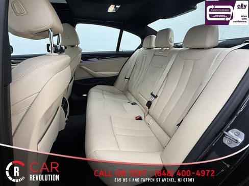 Used 2019 BMW 530i w/ Convenience Package RWD image 30