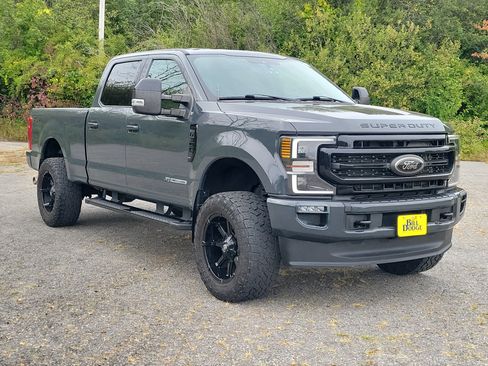 Used 2021 Ford F350 Lariat AWD/4WD image 3