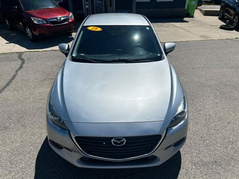 Used 2018 MAZDA MAZDA3 Touring FWD image 7